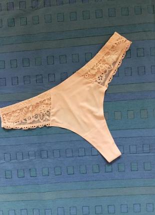 Жіночі трусики стрінги бренду zeeman декоровані мереживом  uk 12  eur  40