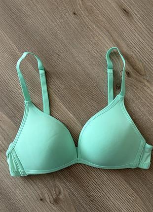 Гладенький підлітковий бюст без кісточок primark