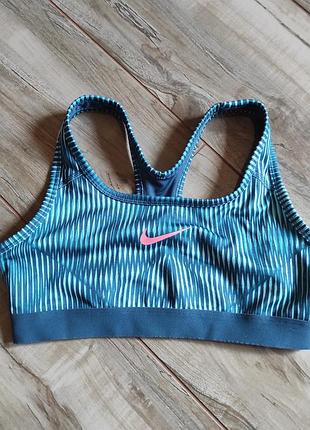 Спортивный топ nike dri-fit с розовым логотипом, размер l