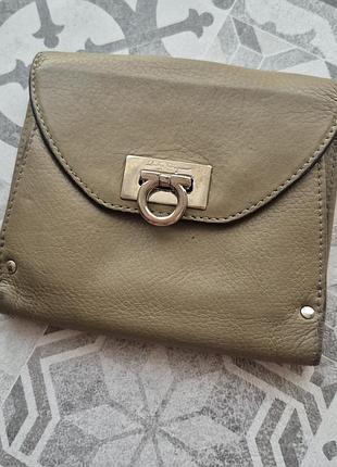 Гаманець, жіночий гаманець salvatore ferragamo