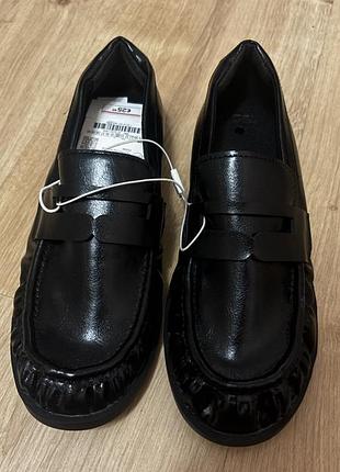 Нові туфлі лофери zara 34р (21,6 см)