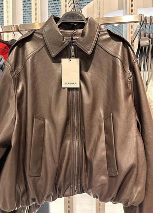 Жакет бомбер bershka під шкіру