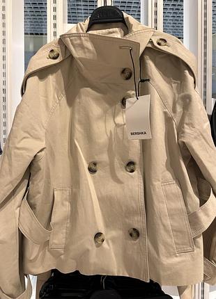 Тренч bershka