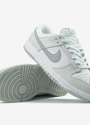 Nike dunk low white grey