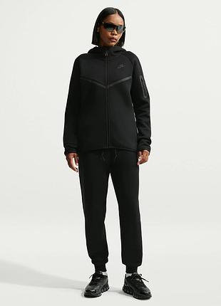 Жіночий спортивний костюм sportswear tech fleece windrunner hv6747-010 hv6779-010 розмір: s