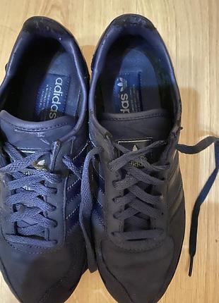 Кросівки adidas