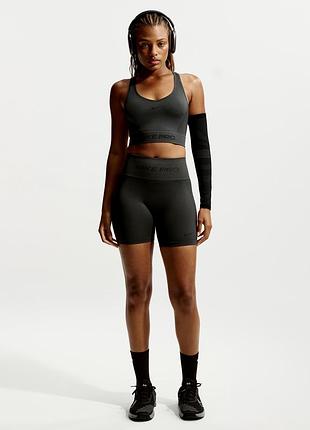 Комплект топ з шортами nike pro seamless dri-fit black топ ib9414-010 шорти if1210-010 розмір: s