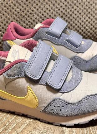 Оригінальні дитячі кросівки nike 31 розмір 20 см кросівки на дівчинку