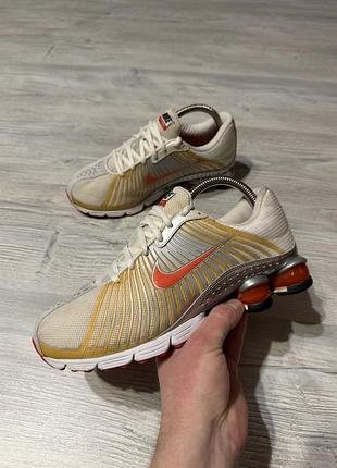 Жіночі кросівки nike air shox experience оригінал 2008 рік вінтаж розмір 38