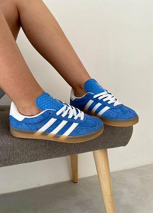 Ad gazelle blue 3