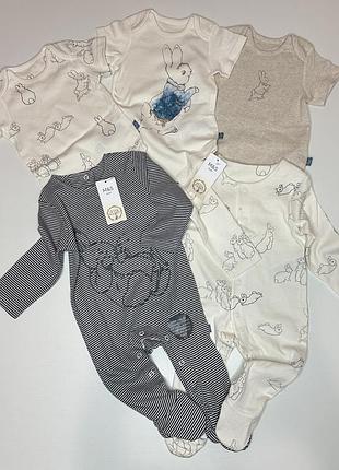 M&s, новый с биркой комплект для малышей очень хорошего бренда и нереально шикарного приятнейшего качества лимитированной серии peter rabbit