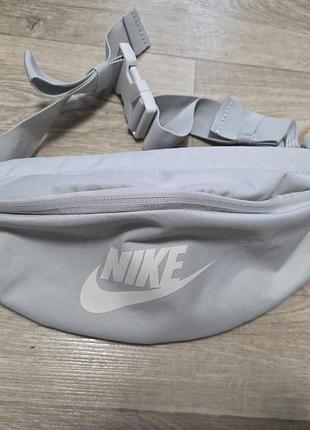Сумка бананка nike