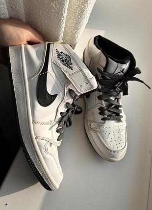 Кросівки nike  39 розмір
