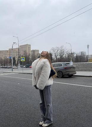 Трендовая пушистая шубка шуба автоледи мех