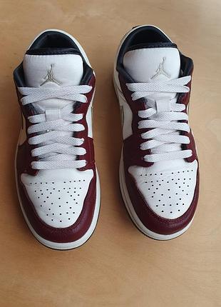 Женские кроссовки air jordan 1 low se lunar р.38