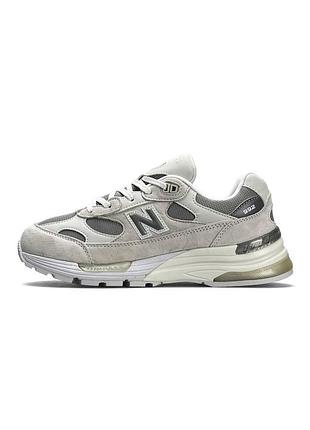 Чоловічі кросівки new balance 992 light grey