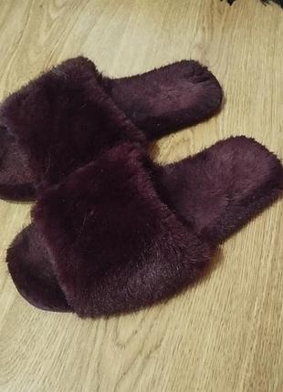 Шлепанцы женские