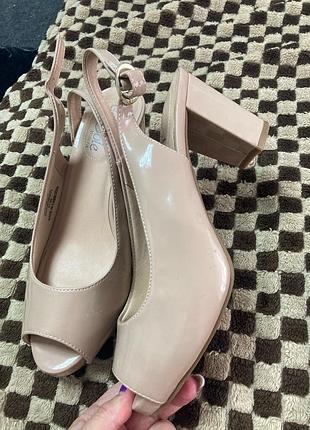 Нюдові 🦋туфлі слінгбеки р 37/24 см good sole