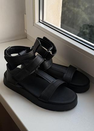 Стильні чорні босоніжки mango 38 | chunky sandals