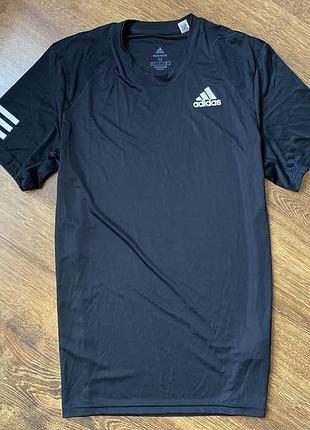 Продам футболку adidas performance