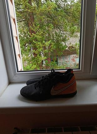Футзалки чоловічі nike tiempo чорні з помаранчевим 43 розмір деталі:0985116749