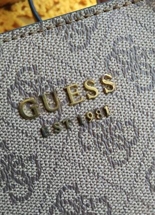 Продам сумку guess 3