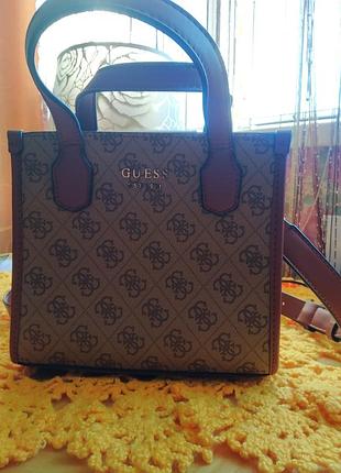 Продам сумку guess 9