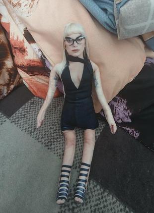 Игрушка lady gaga