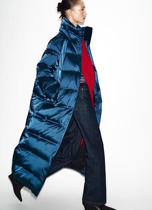 Довгий пуховик zara з високим коміром