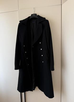 Escada пальто