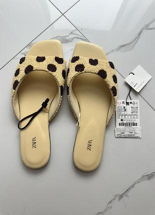 Трендові шльопки zara , 35 р