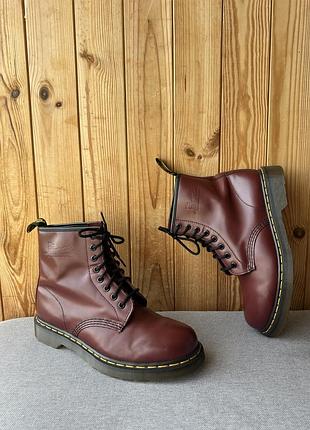Класичні шкіряні ботинки чоботи взуття туфлі dr martens
