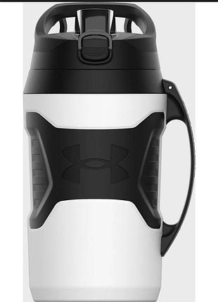 Спортивну пляшку-кувшин under armour  біло-чорного кольору 1,9 л