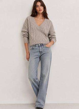 Жіночий в’язаний светр h&m з косами та v-вирізом, р. s
