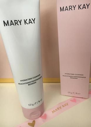 Зволожувальний очищувальний засіб mary kay
