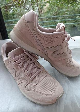 Женские кроссовки кожаные розовые new balance 41 размер