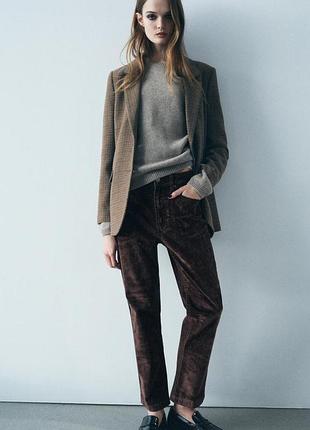Zara zw collection eur 40
шоколадні джинси