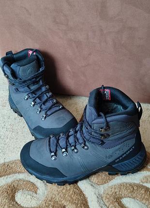 Черевики mammut nova tour ii high gtx women. 37 размер,темно-серого цвета, из премиального нубука, для трекинга