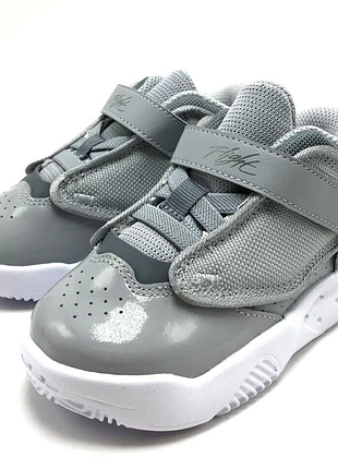 Кросівки jordan max aura 4 найк