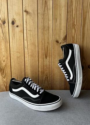 Класичні чорно-білі кеди взуття кросівки vans old skool