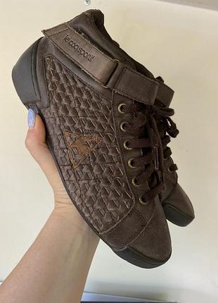 Коричневі високі кросівки le coq sportif. ретро / vintage style