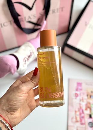 Спрей для тіла sun blossom victoria’s secret