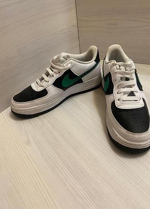 Кросівки nike air force 1 оригінал (без устілок) 39розмір