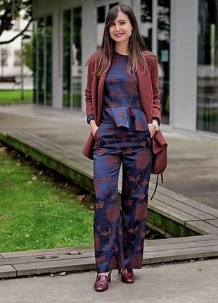 Брюки жіночі zara стильні сатинові штани в принт м