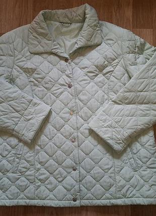 Жіноча куртка на кнопках з кишенями.розмір ~2xl-3xl