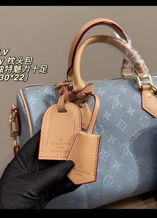 Сумочка lv 4