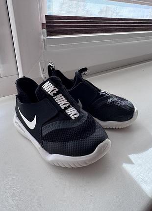 Кросівки nike