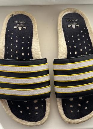 Шльопанці adidas adilette boost slides