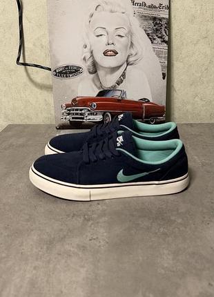 Кросовки nike