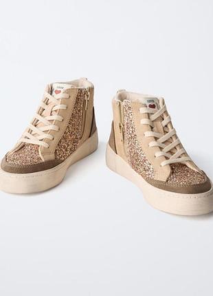Zara хайтопы.